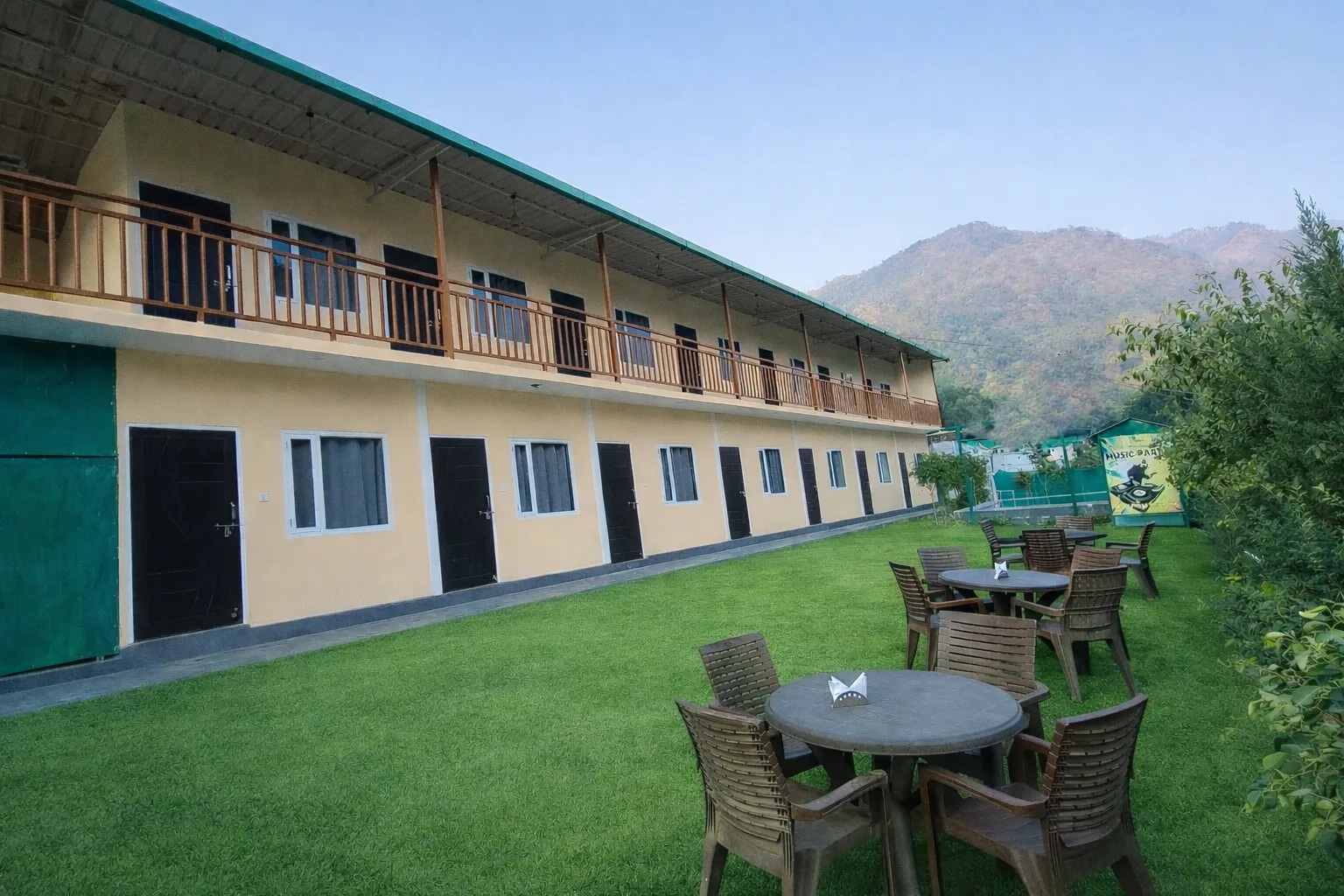 Peaceful Stay - Serene nature stay at Green Ganga Resort